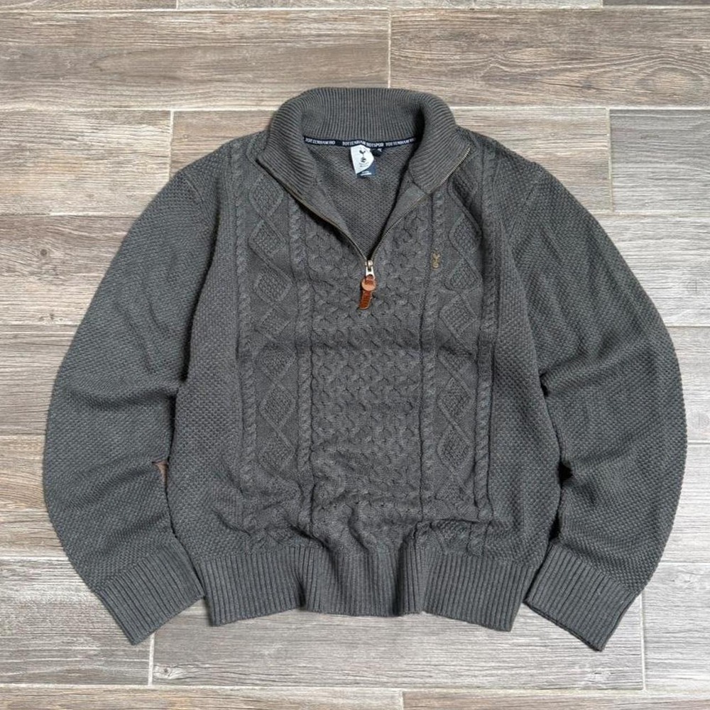 Gray Tottenham Hotspur quarter zip cable knit sweater size Xl